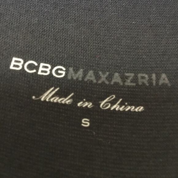 BCBGMaxAzria Black Scoop Neck Long-Sleeve Top - Picture 5 of 12